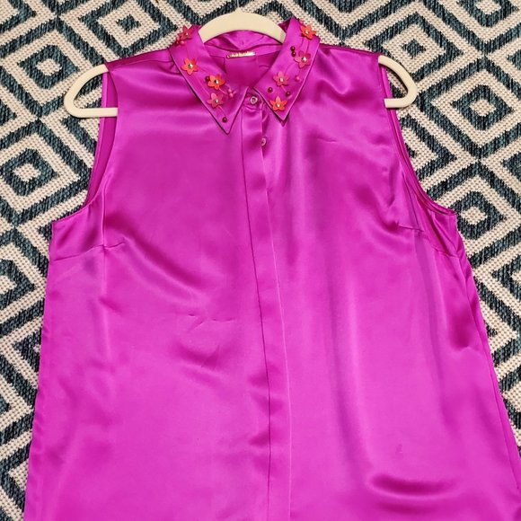Elie Tahari Fuchsia 100% Silk Blouse with Beaded Floral Collar - Picture 5 of 7